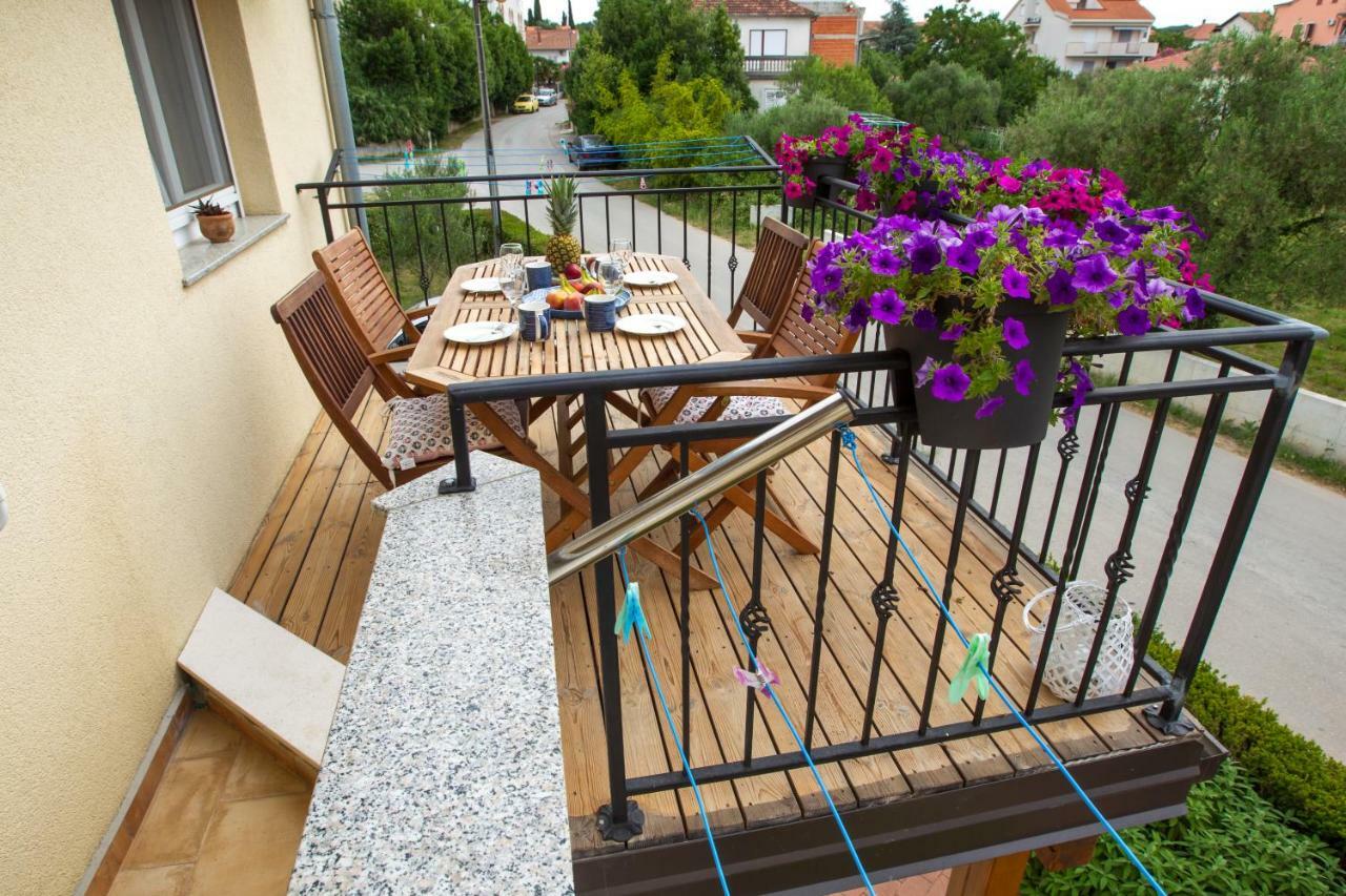 Apartments Emma Биоград на Мору Екстериор снимка